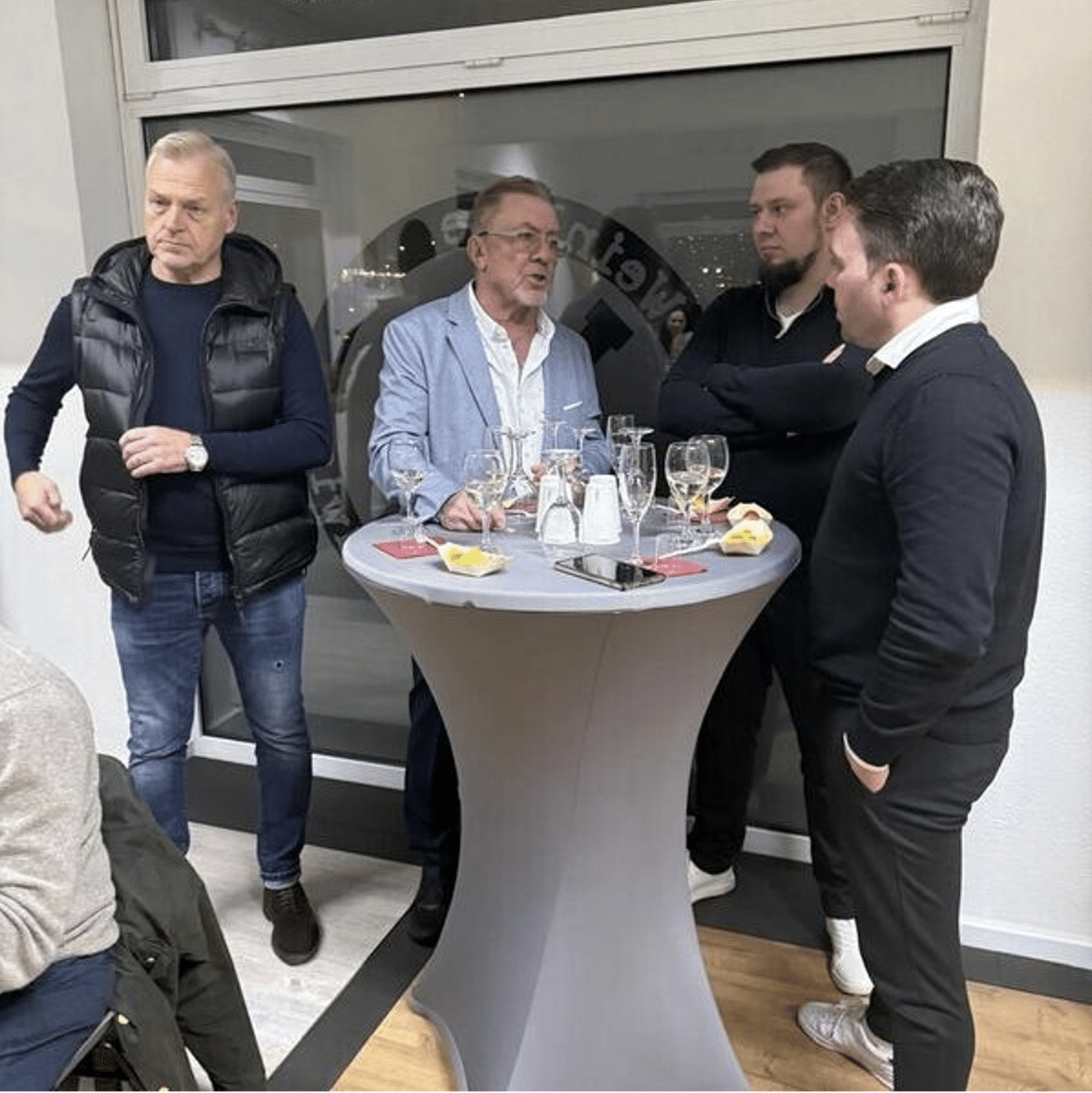 sagjazudorsten-der-weinbote-stammtisch-1